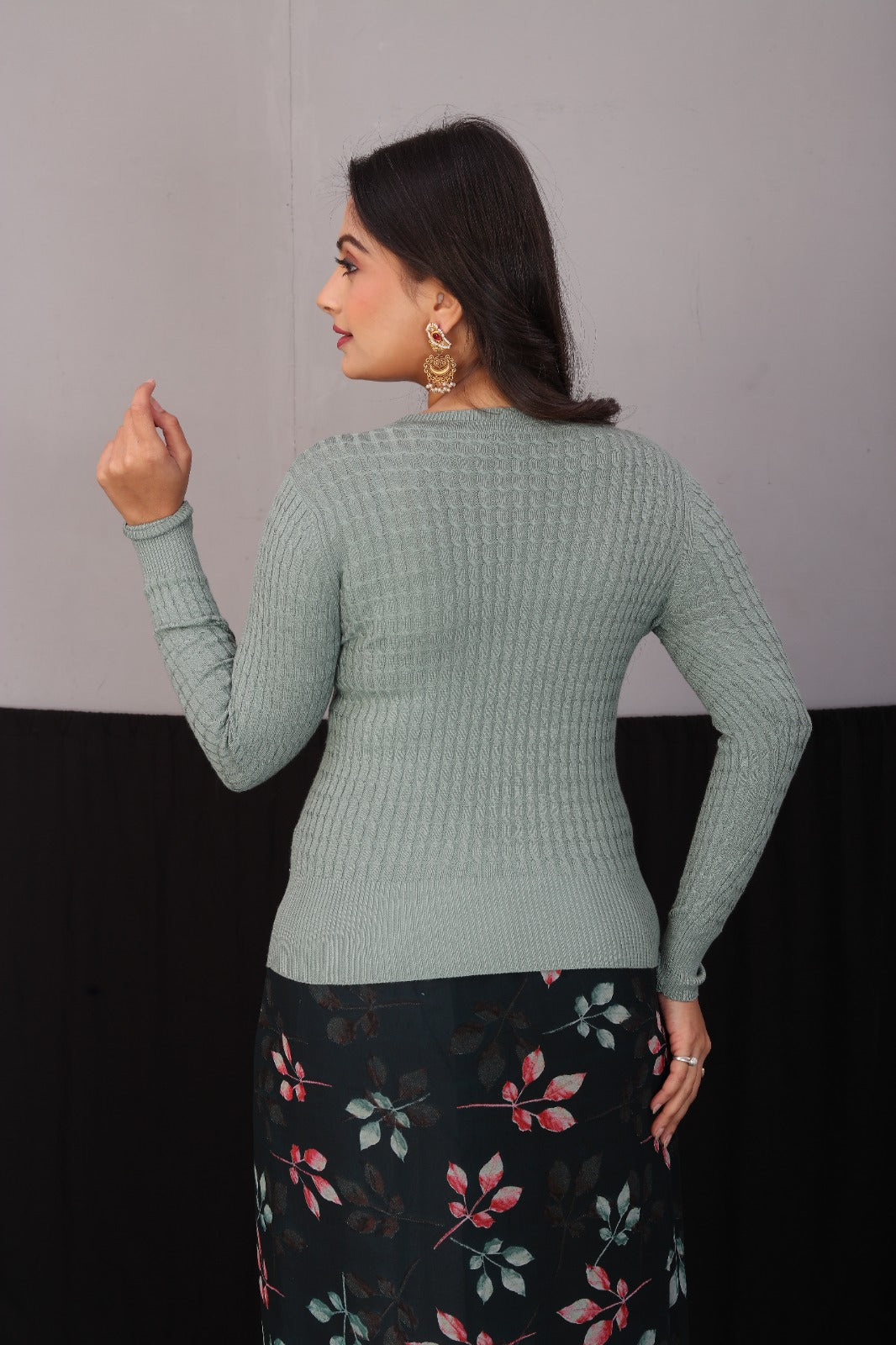 WINTER-CABEL-C-GREEN COLOUR